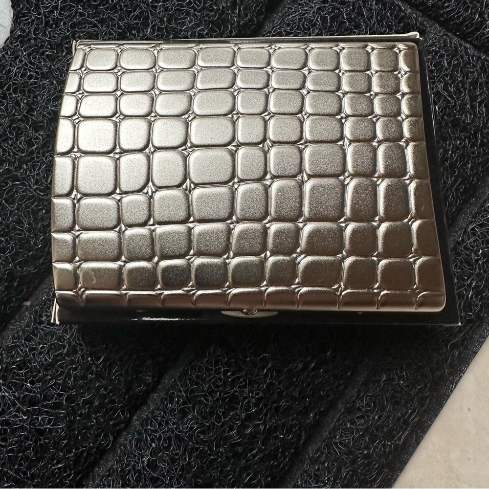 COPY - Vintage cigarettes case